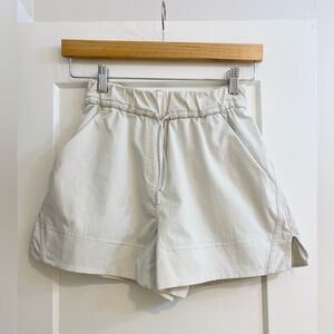 Lululemon Cinchable Waist High-Rise Woven Short 3.5" Bone XXS